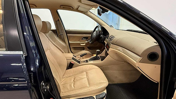 BMW 525 16 of 17