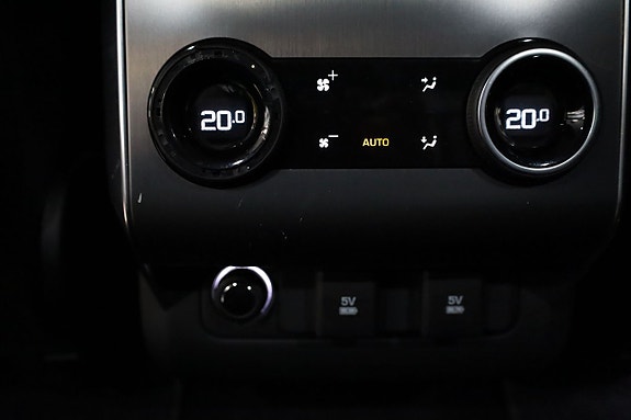 Land Rover Range Rover Sport 23 of 25