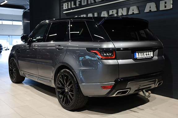 Land Rover Range Rover Sport 4 of 5