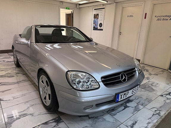 Mercedes-Benz SLK230 2 of 5