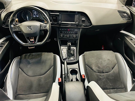 Seat Leon 10 of 23