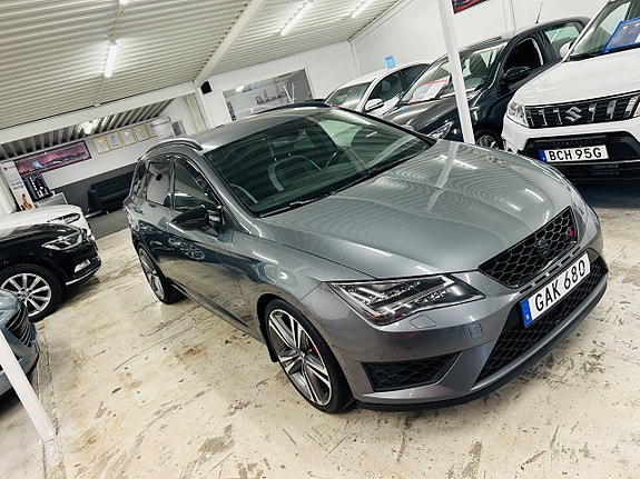 Seat Leon 2 of 23