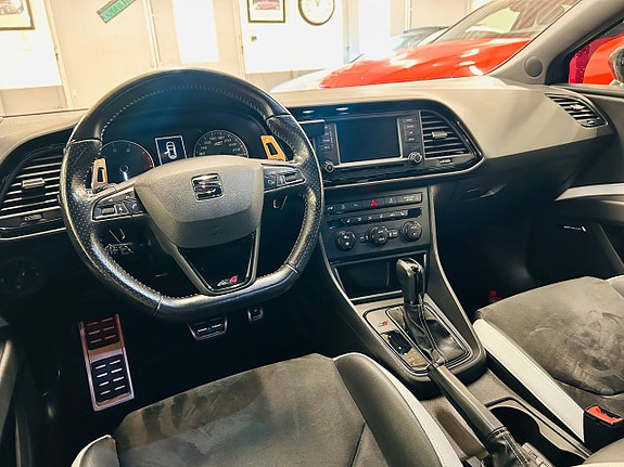 Seat Leon 11 of 23