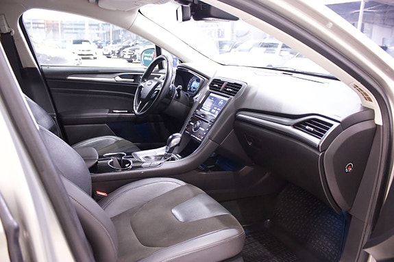 Ford Mondeo 11 of 23