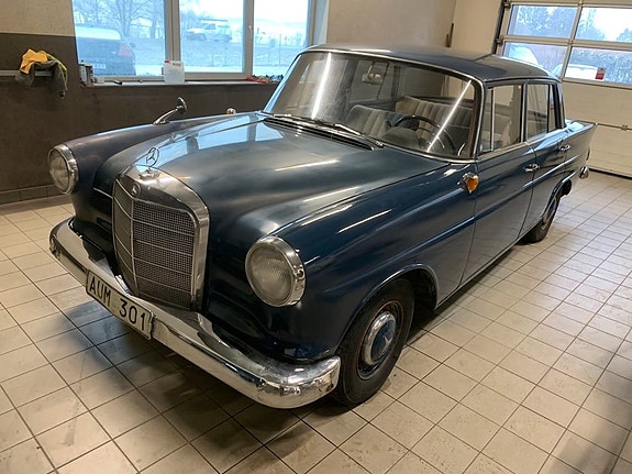 Mercedes-Benz 190 C 3 of 5
