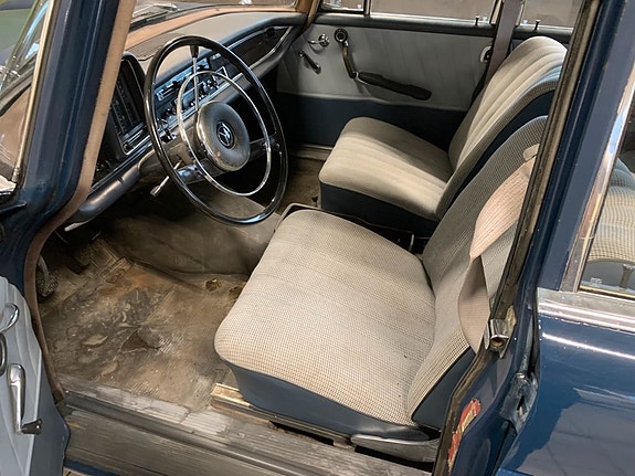 Mercedes-Benz 190 C 9 of 12
