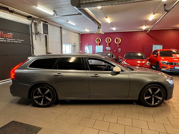 Volvo V90 6 of 22