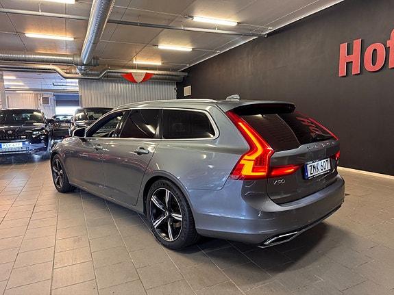 Volvo V90 3 of 22