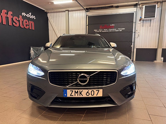 Volvo V90 8 of 22