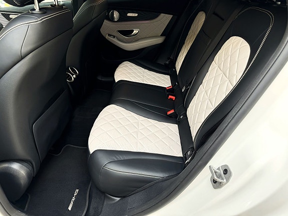Mercedes-Benz EQC400 7 of 7