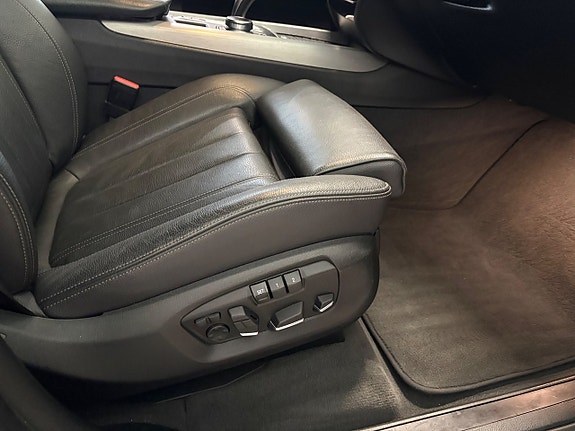 BMW X5 15 of 25