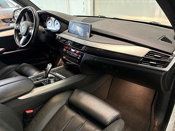 BMW X5 13 of 25