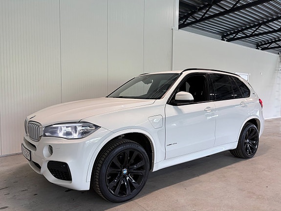 BMW X5 4 of 5