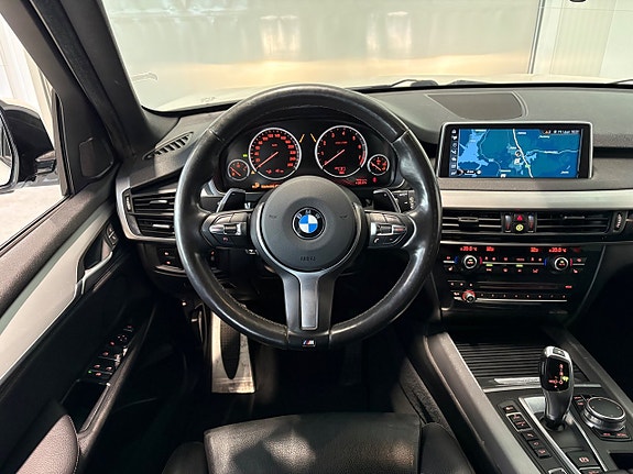 BMW X5 11 of 25