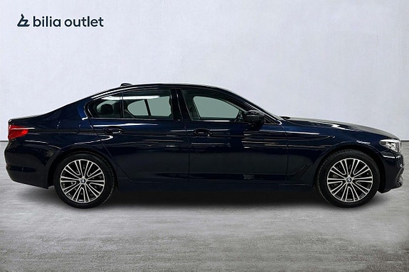 BMW 530e 5 of 24