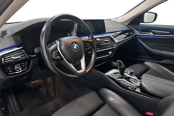 BMW 530e 13 of 24