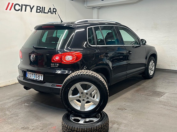 Volkswagen Tiguan 19 of 19