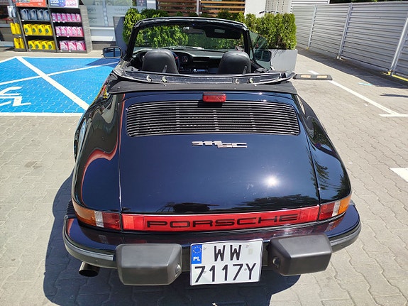 Porsche 911 5 of 5