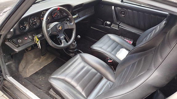 Porsche 911 13 of 13