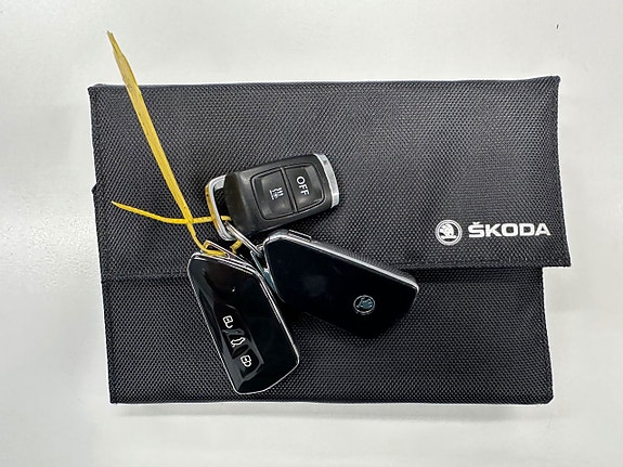 Skoda Octavia Scout 19 of 19
