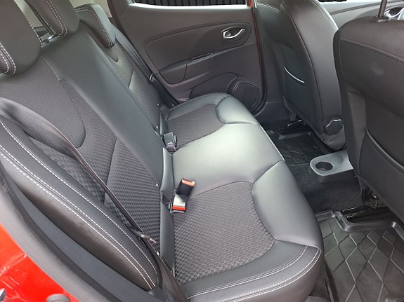 Renault Clio 20 of 23