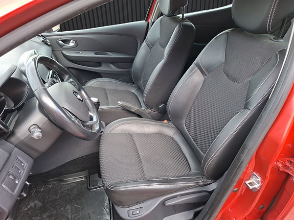 Renault Clio 10 of 23