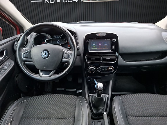 Renault Clio 13 of 23
