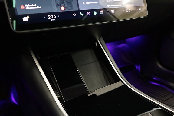Tesla Model 3 19 of 22
