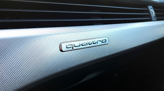Audi A4 11 of 22