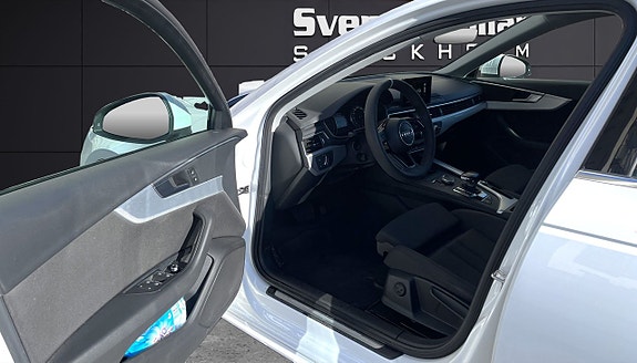 Audi A4 9 of 22