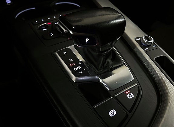 Audi A4 15 of 22