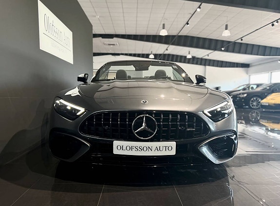 Mercedes-Benz SL43 2 of 16