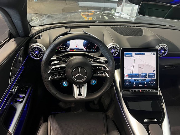 Mercedes-Benz SL43 6 of 16