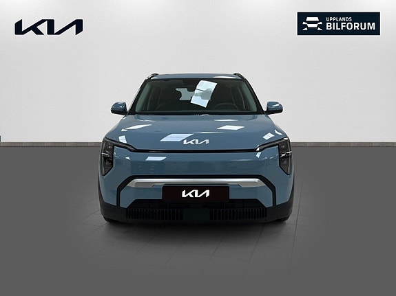 Kia EV3 2 of 15