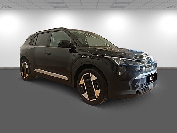 Kia EV3 3 of 14