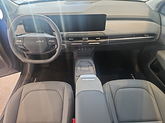 Kia EV3 7 of 14