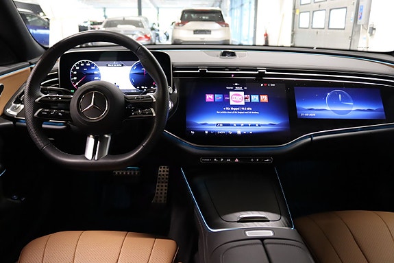 Mercedes-Benz E300 e 8 of 23