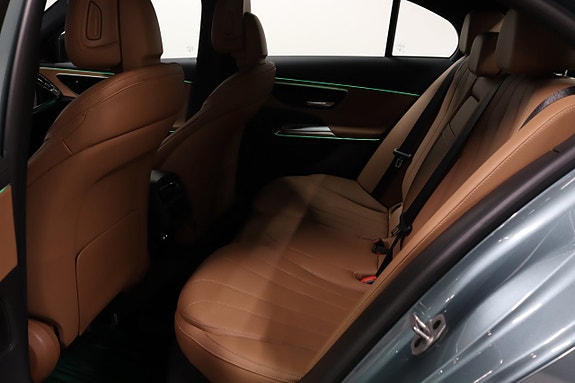 Mercedes-Benz E300 e 19 of 23