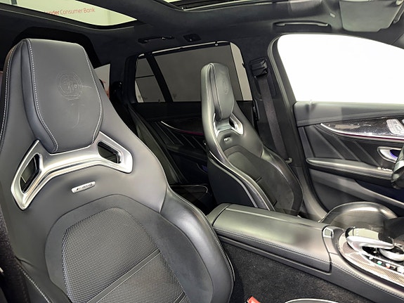 Mercedes-Benz E63 13 of 30
