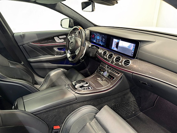 Mercedes-Benz E63 12 of 30