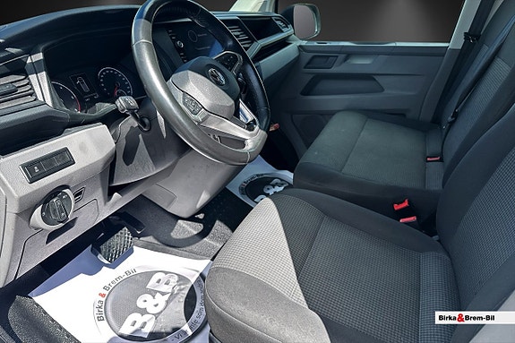 Volkswagen Transporter 15 of 17