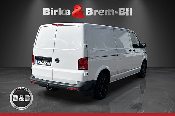 Volkswagen Transporter 9 of 17
