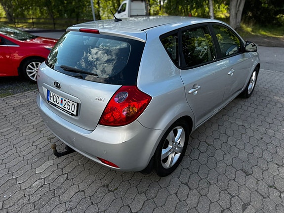 Kia Ceed 7 of 15