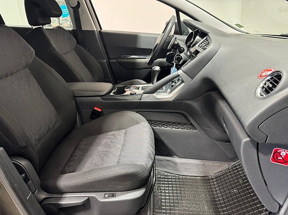Peugeot 3008 11 of 16