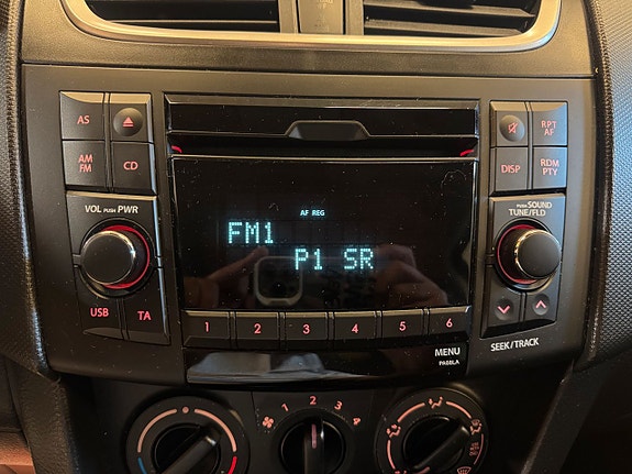 Suzuki Swift 13 of 17