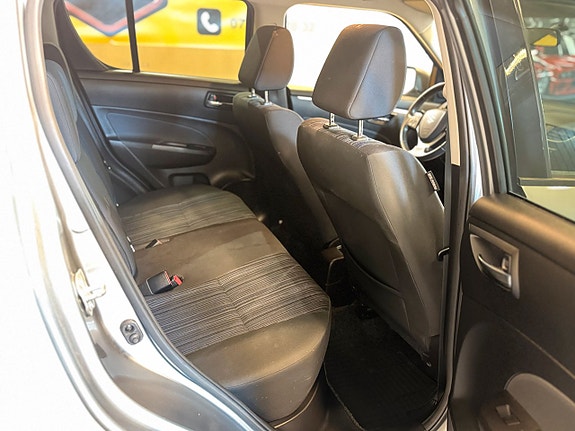 Suzuki Swift 7 of 17
