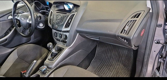 Ford Focus 11 of 12