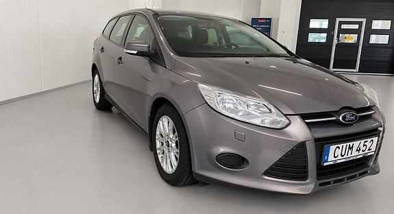 Ford Focus 8 of 12