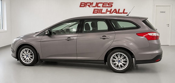 Ford Focus 4 of 12