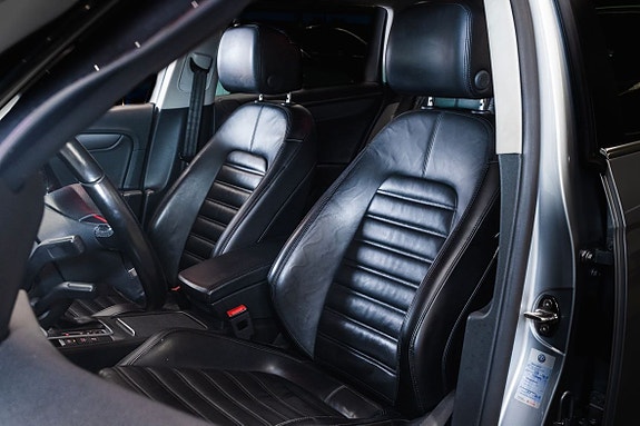 Volkswagen Passat 15 of 24